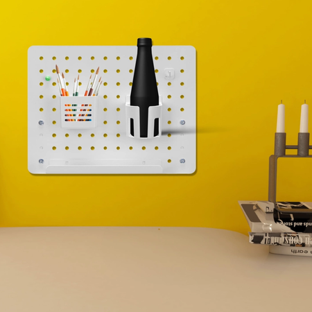 Zestaw Spacetronik: biurko regulowane 100×60  + krzesło dziecięce z podnóżkiem + nadstawka z pegboardem