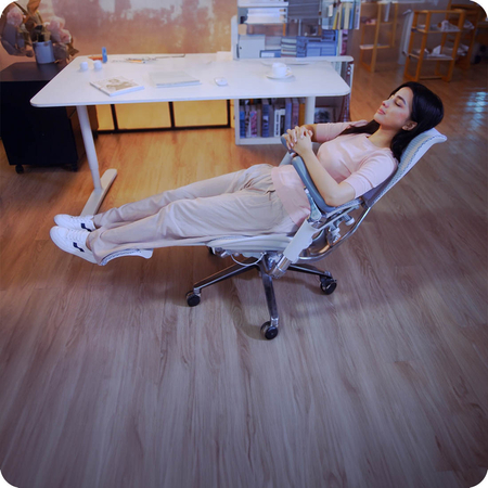 Fotel biurowy obrotowy Springle 66 Czarny