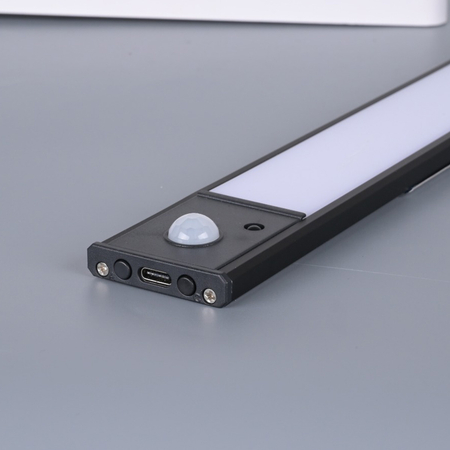 Bezprzewodowa lampa LED Czujnik ruchu 60cm Czarna