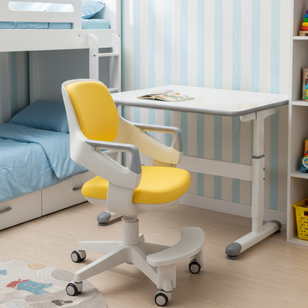 Fotel obrotowy dziecięcy Spacetronik XD SPC-XD09Y Żółte