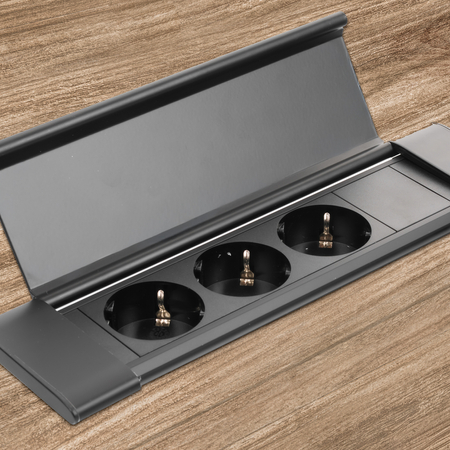 Gniazdo blatowe Spacetronik SPSFA30BB